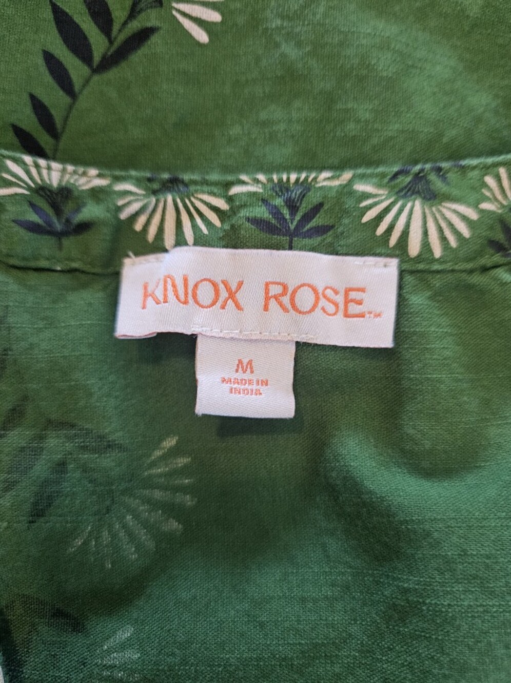 Knox Rose Women's 3/4 Sleeve Green Floral Embroidered Top Size M - Picture 11 of 13